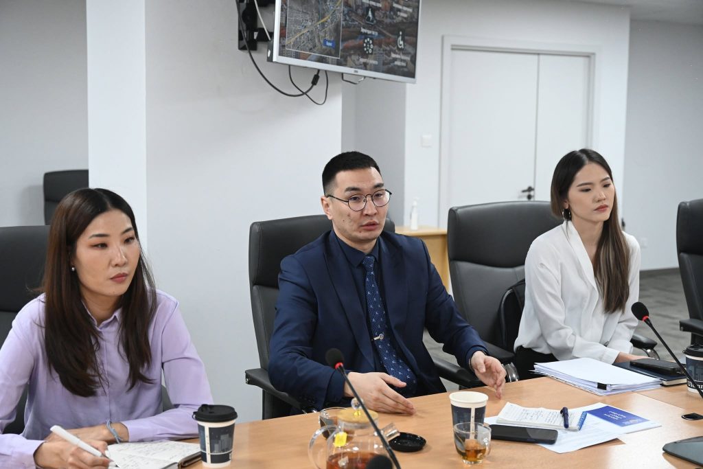 0.375607001740016515