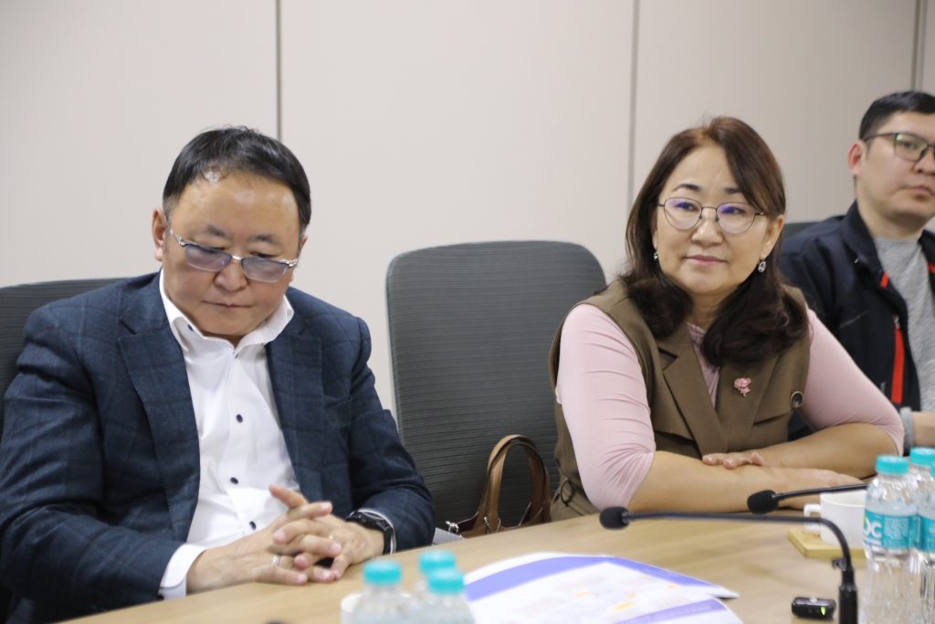 67b6d42bb754a95b1a29e105