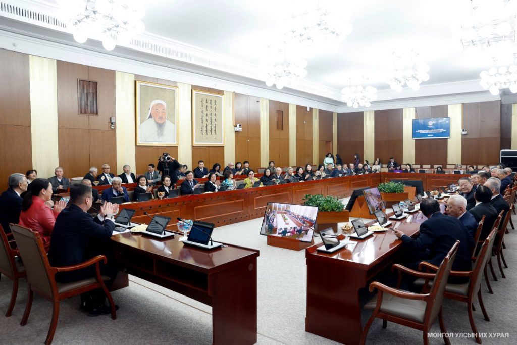 b0140fc7937442ad9d35bf30dd01095e