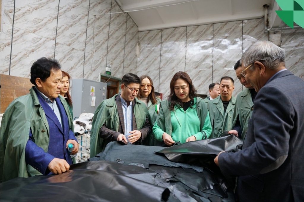 f1lkqx_Cover_9__x974