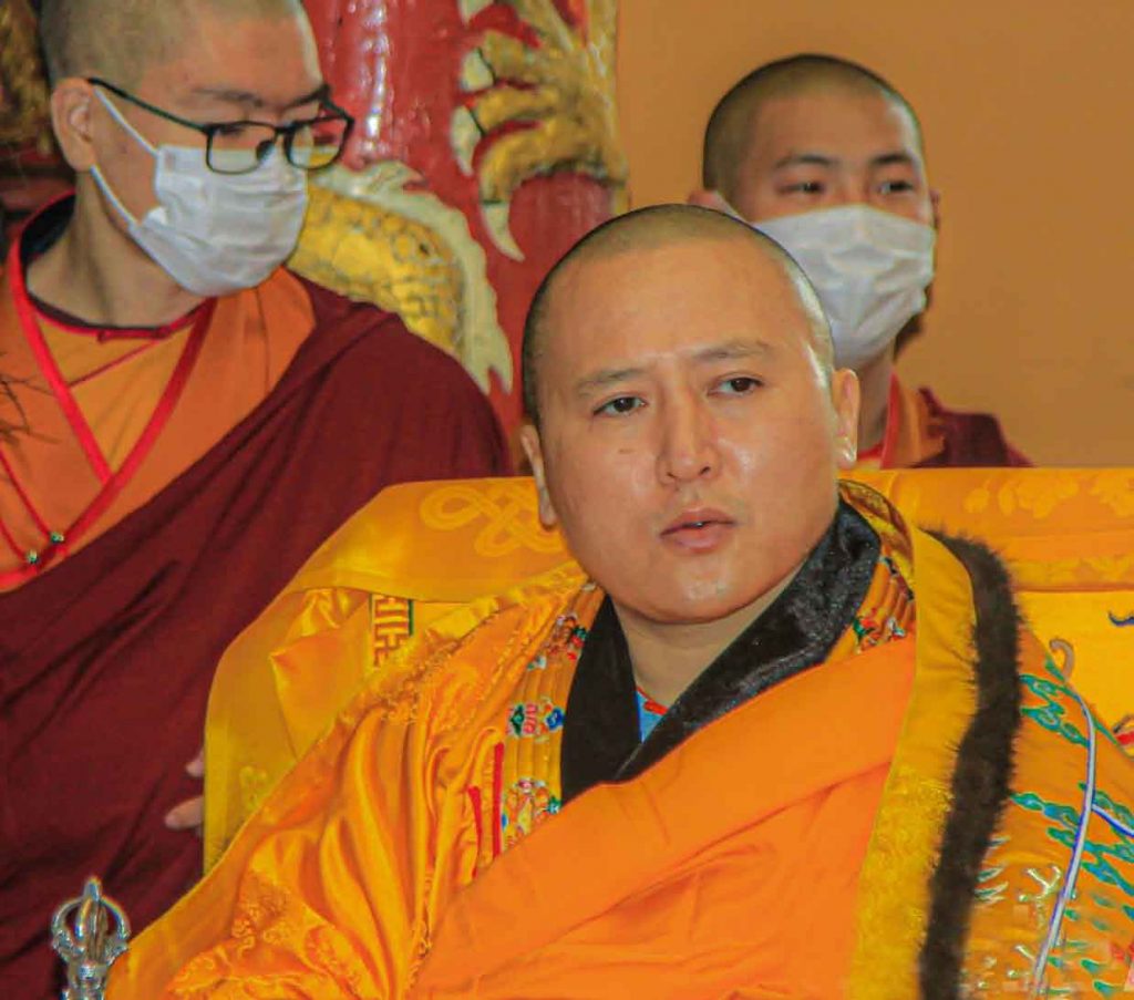 Тэргүүн их хамба лам Д.Жавзандорж Аз жаргалыг оюун санааны сэтгэлийн мухраасаа бий болгохын төлөө улам хичээцгээе