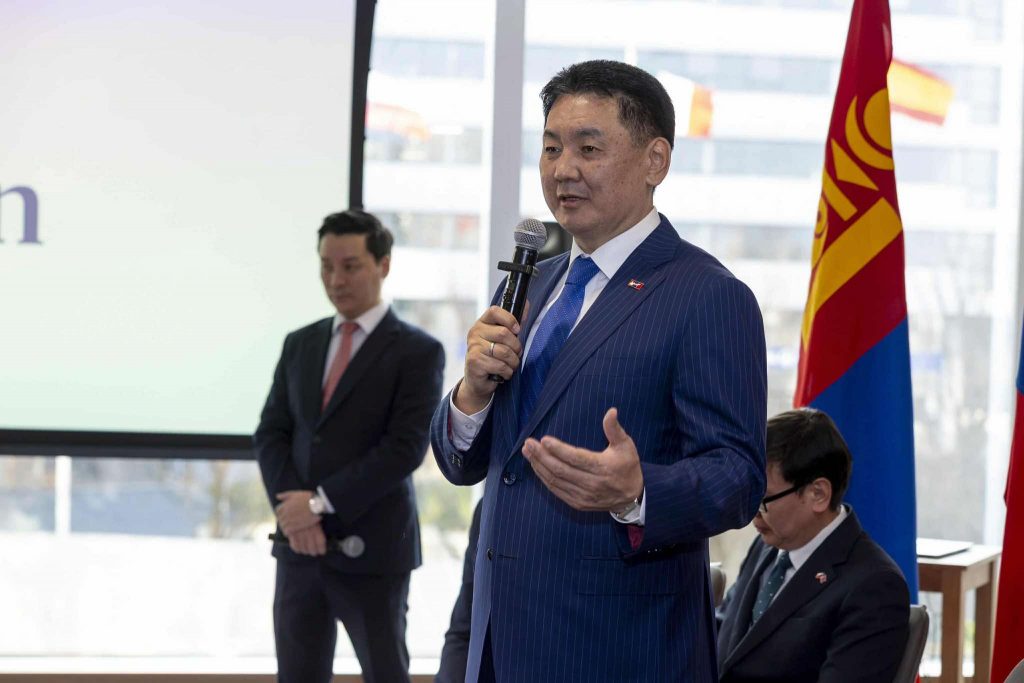 received_1027131282643241