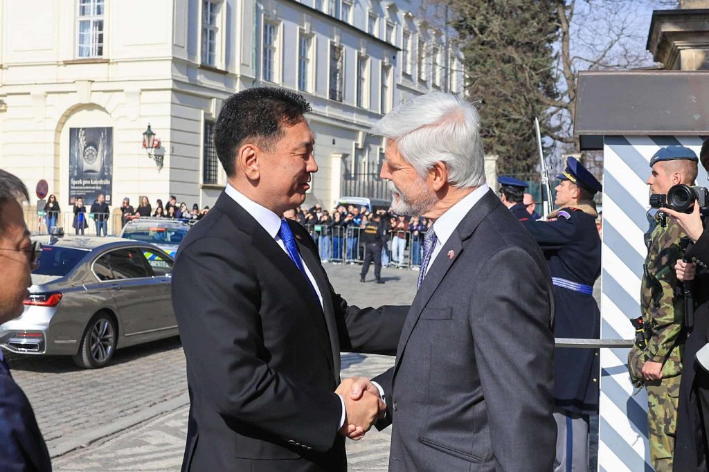 received_8727756107326078