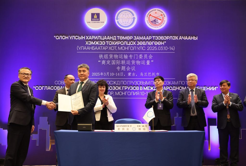 zhtfku_0P4A4509_x974