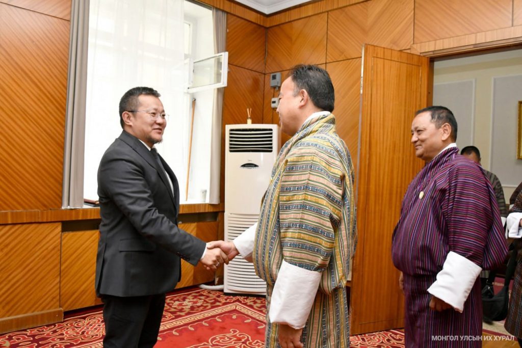 5708ff48505649559f89636d193faf34