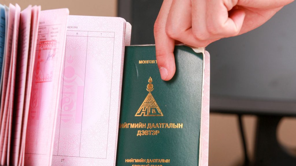 Д.Энхсайхан Хамгийн том дарамт бол ажил олгогчид ногдуулдаг нийгмийн даатгалын шимтгэл