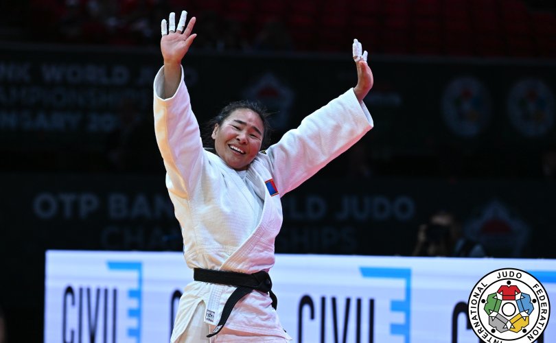 63_bronze_MGL-BRA-10-17500967-1750096716-810x500