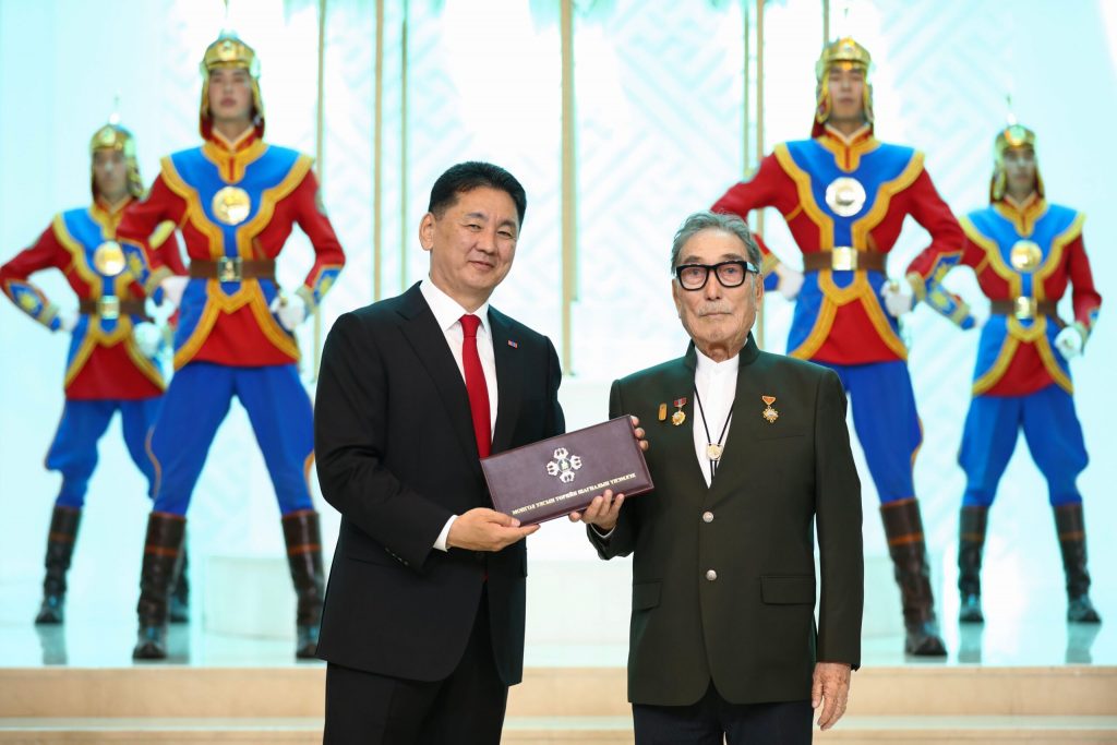 received_751701247807519-scaled