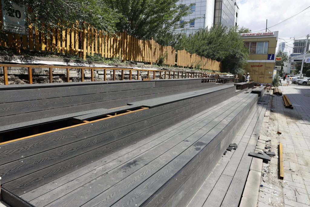 6895c68f76868b67547b3070