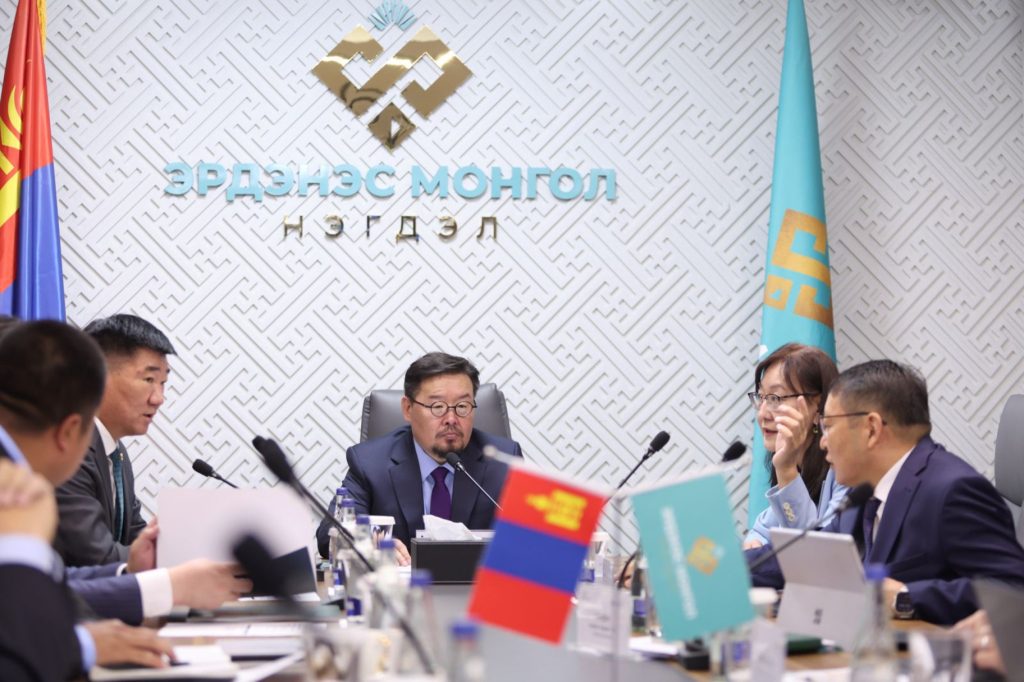 f7GeYVjAMurc39RfE8A1 (1)