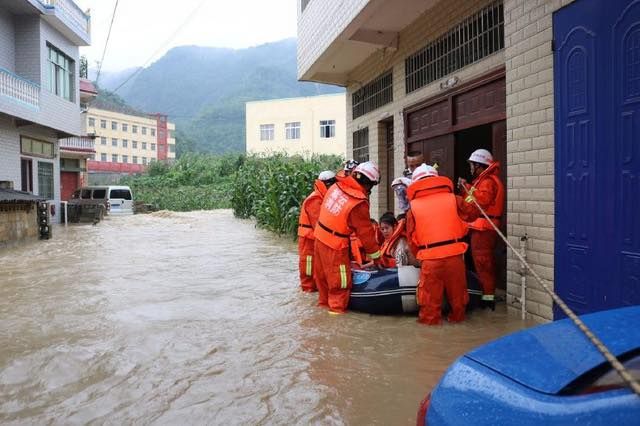 skpiq0_527346137_1204027001758412_8077363881938550191_n_x974