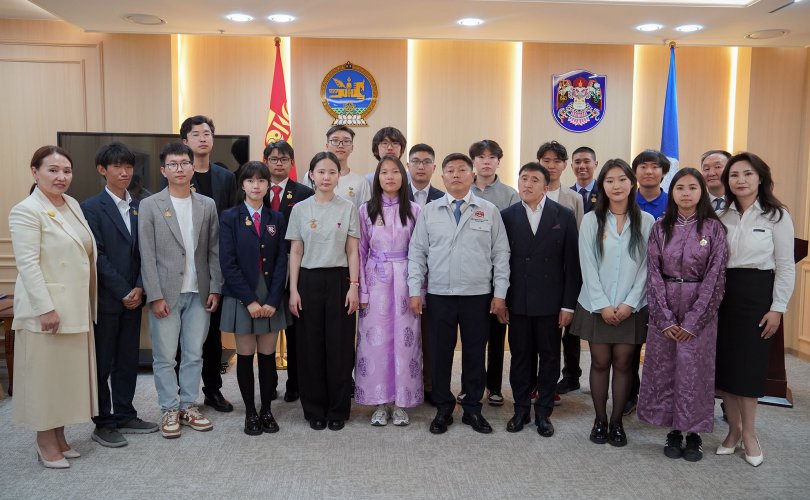 uramshuulaw-1-810x500