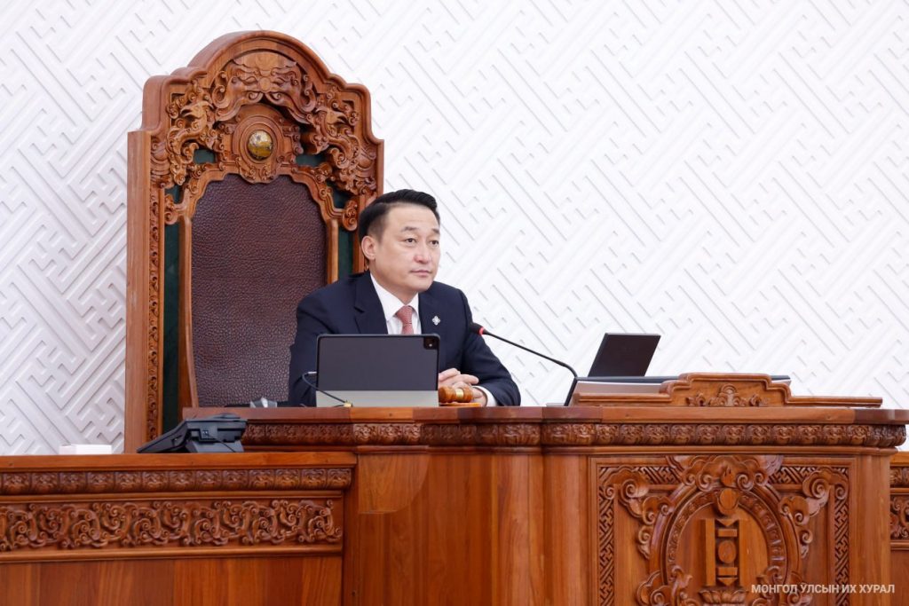 амарбаясгалан12