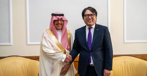 10612573891101333072