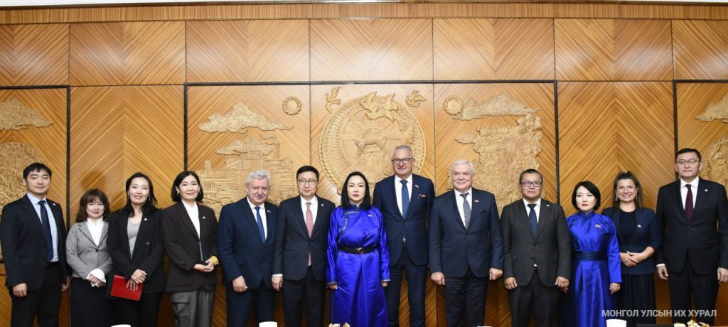 4e2eb00a75f54d7887e4619dbc342ea4