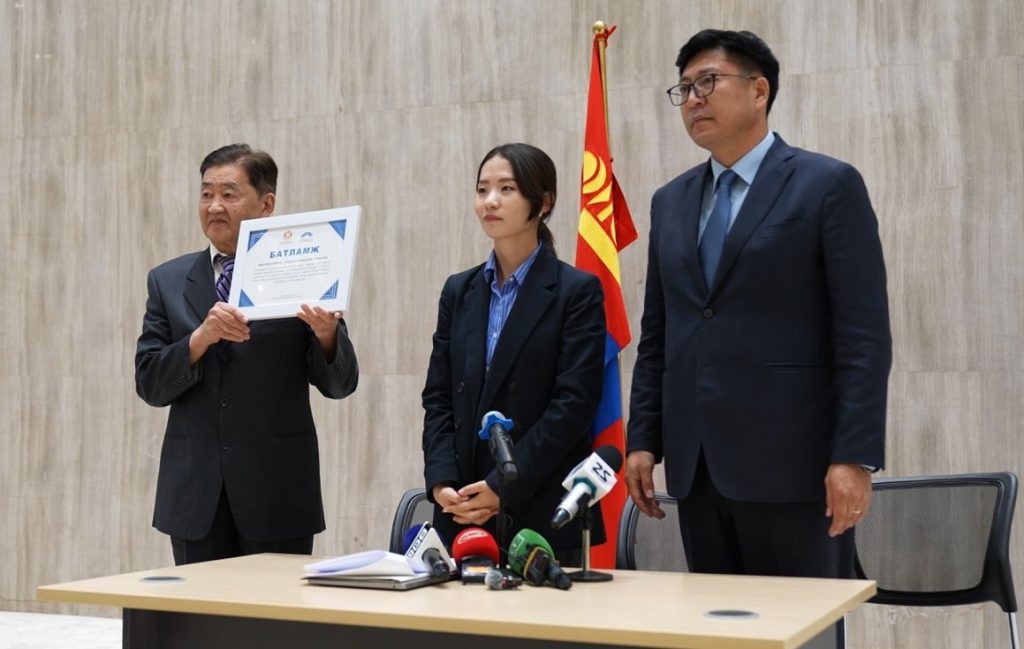 68c7a49de337fe7967a300b7