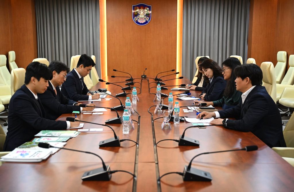 68cb9750e337fe7967a3014a