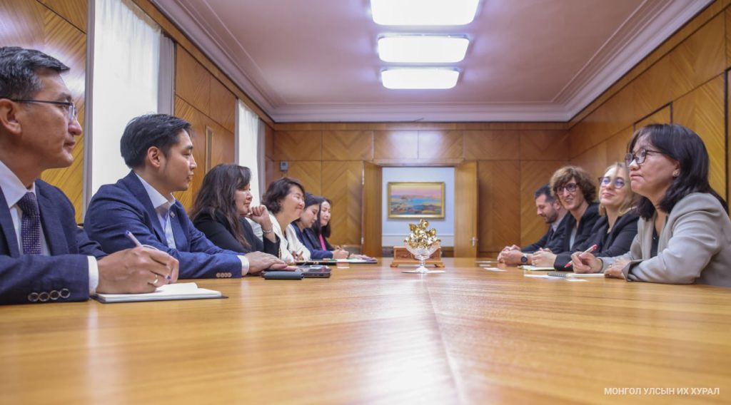 8b25472cc01f4adfa04f70d629c1a0b7