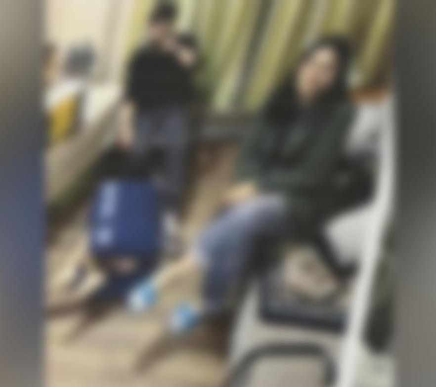 A4806FD8-D06E-4A9E-8285-2D4E50E9D642