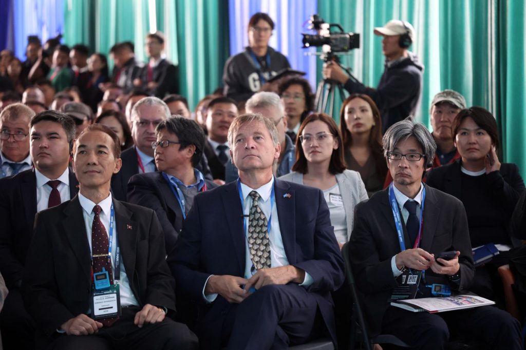 EazgxPL2735QhTMWD6gW