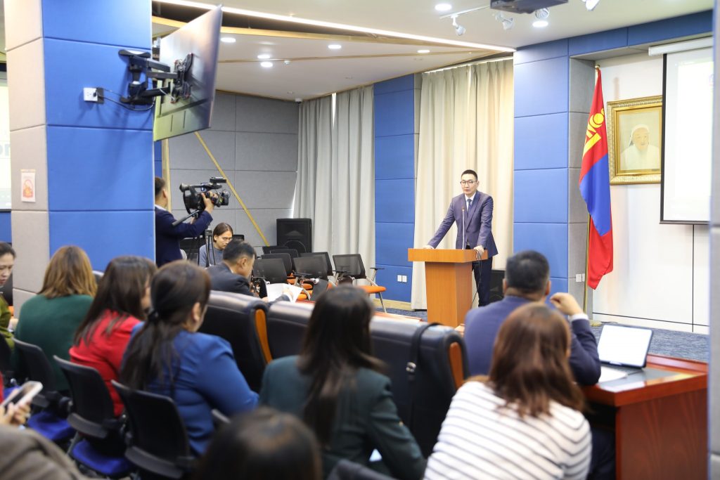 0.201759001759912579