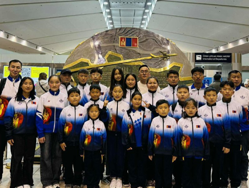 100 буудалт даамын өсвөр залуучуудын ДАШТ-д оролцох Монголын баг Анталья руу мордлоо