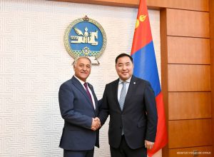 27b23cc8a4a9473da6cfcc167a80bb3f