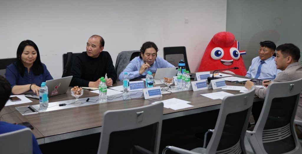 44eibx_Screenshot_2025-10-31_at_17_22.48_x974