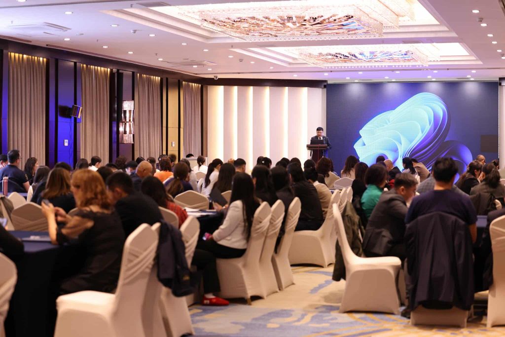 68df9a63e337fe7967a30378