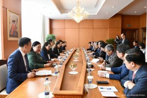 693750788ea348c296c48f3d113d7053