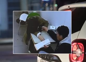 7e2bd8ce9074a9d75a2d2535515627a7