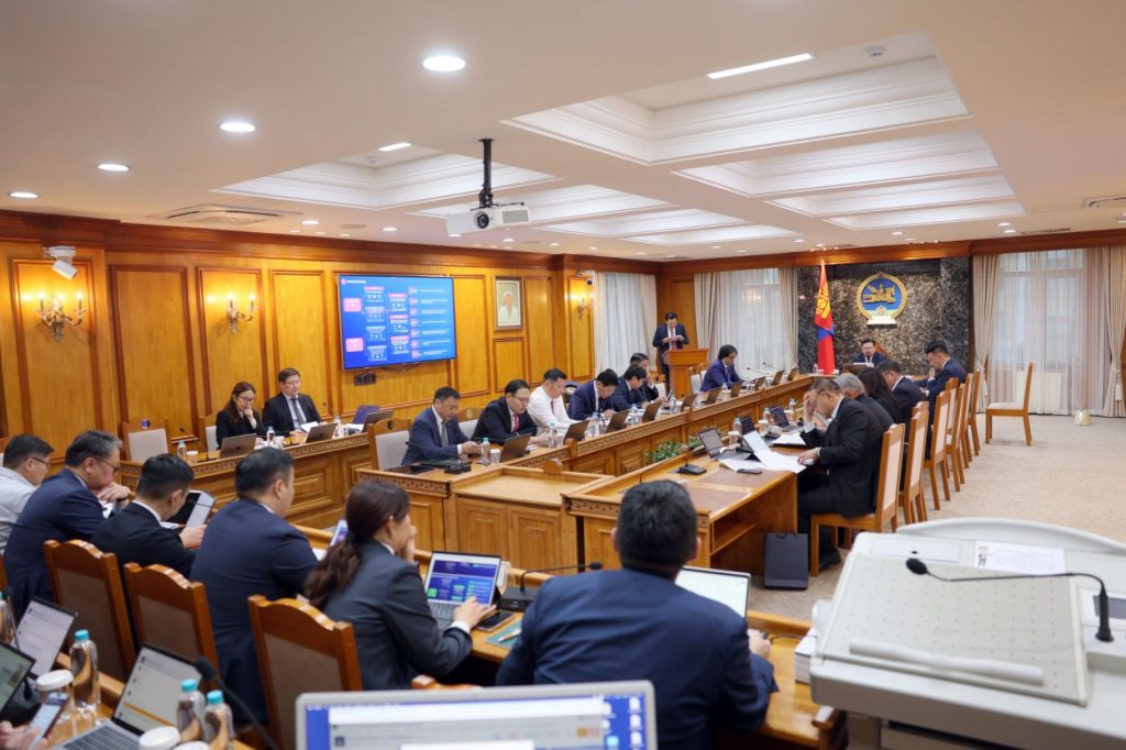 E9RBTsyl3FuDLEqfFN2i