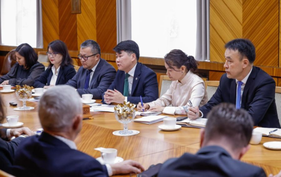 Монгол Чехийн хууль тогтоох байгууллагуудын хамтын ажиллагаа өргөжиж байна