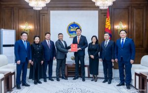 21ac28e613174e6a9eec520ece98d427