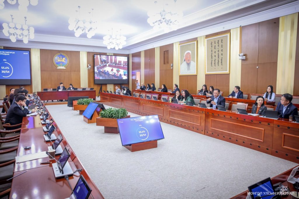 272c44b25cf44d1a8423a5cf3a82af8e