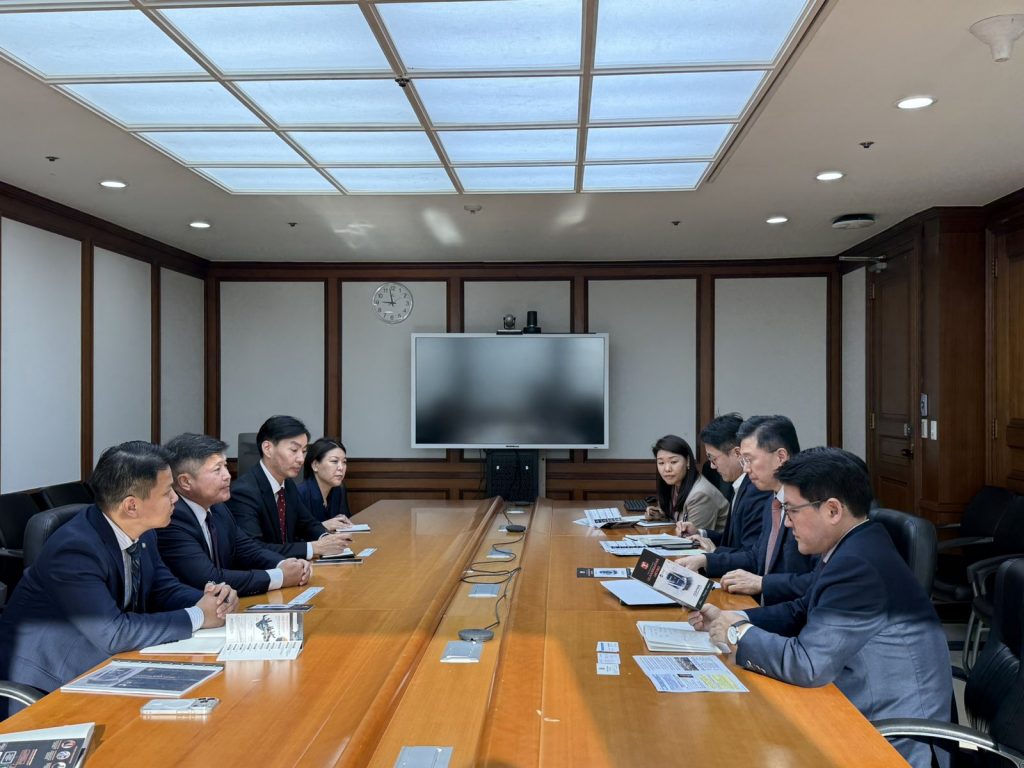 691183cce337fe7967a307d3