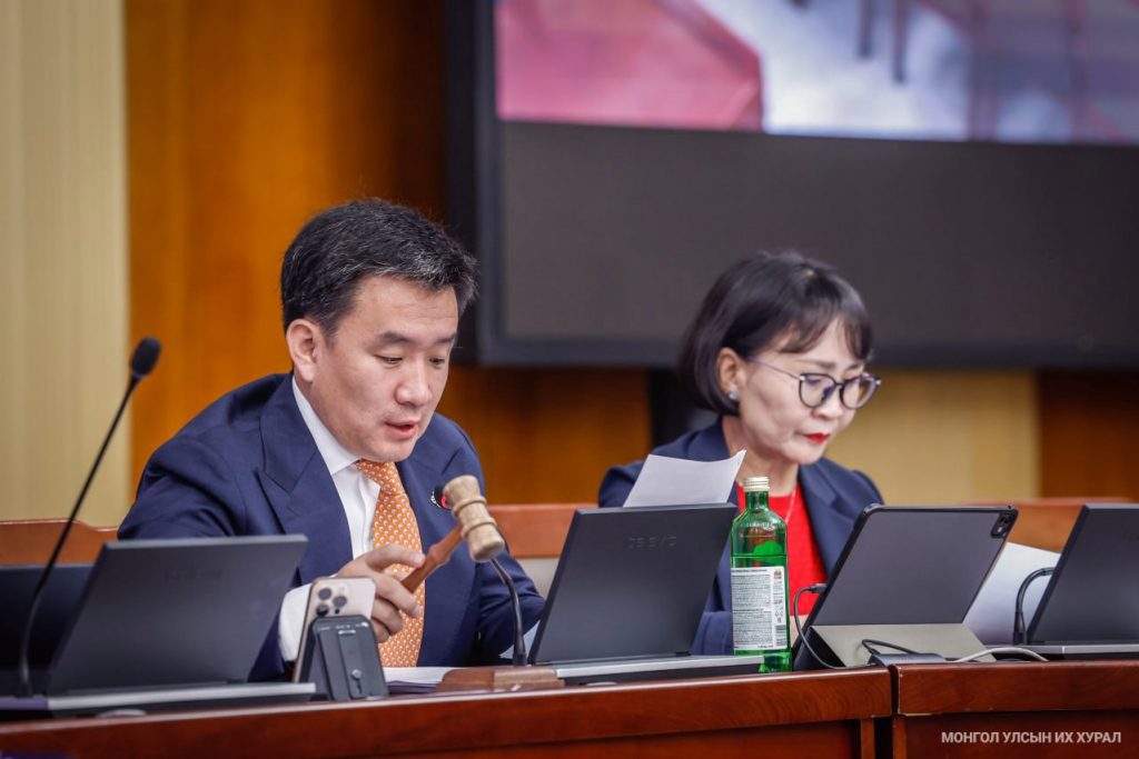 8fc299a3dc904220a168ddbb1a8d4f37