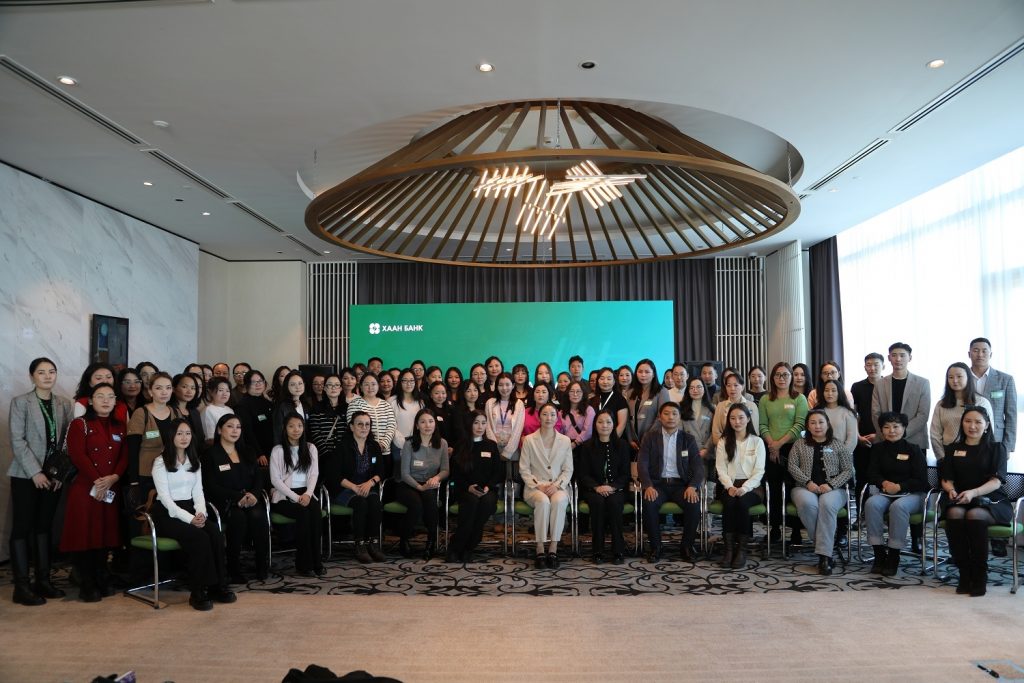 ROm8QIMN6CYrZTZxaz19