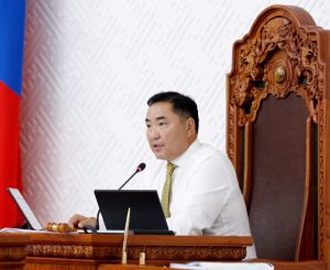 Б.Пүрэвдорж Есөн жилийн хугацаанд 3 Засгийн газар 2 УИХ-ын даргыг огцруулсан өвөрмөц амжилтыг сөрөг хүчний хувьд гаргалаа