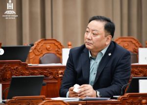 Д.БАТБАЯР Бүх зүйл цахимд шилжиж байхад ХЭСГИЙН АХЛАГЧ гэсэн нэртэй МАН-ын амьд троллуудыг ЦАЛИНЖУУЛАХ ШААРДЛАГАГҮЙ