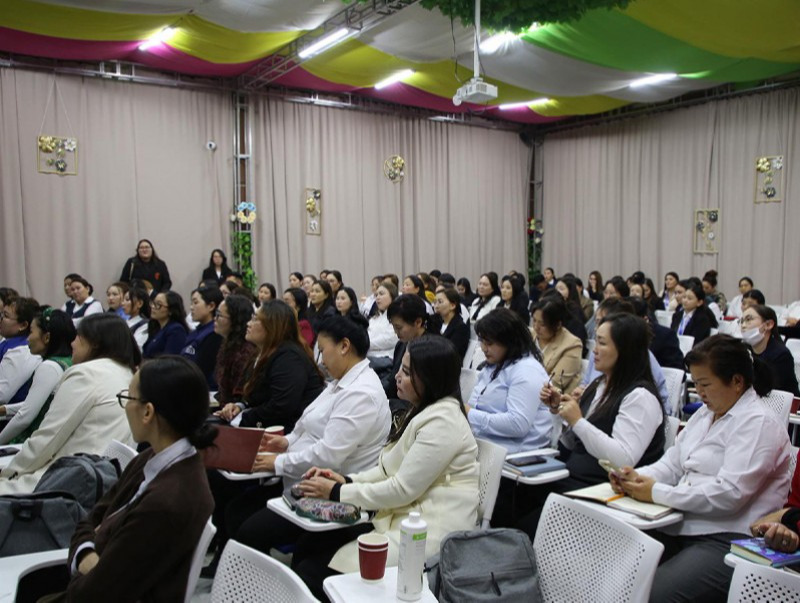 Хүүхэд гэр бүлийн нийгмийн ажилтнуудын сургалт улс даяар эхэллээ