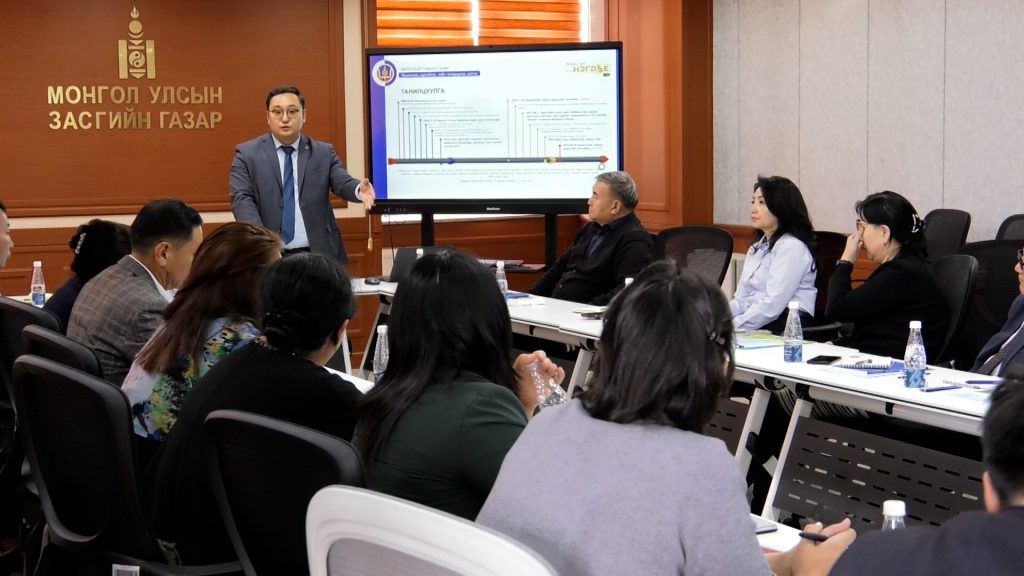 0.702526001764739940