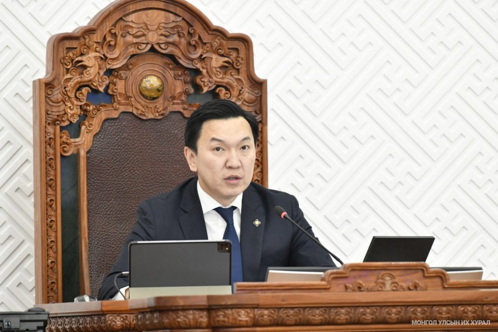 04aa74b895814d76a430d981ce7c69ec