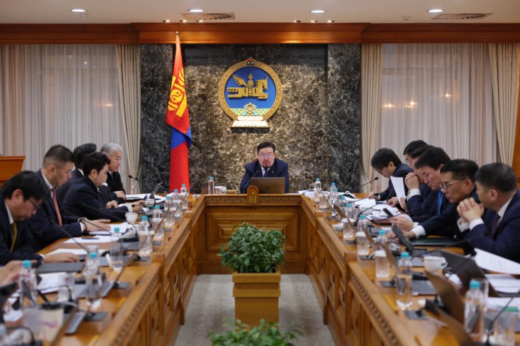 0JbdAZ50TZ8Voxc1STwj