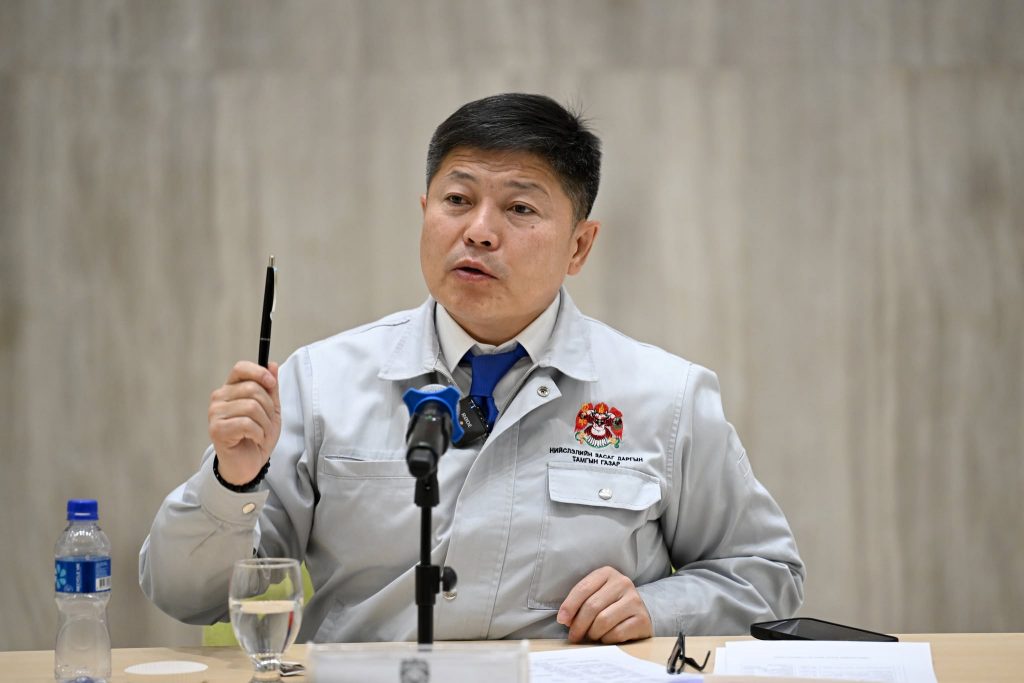 692d2865e337fe7967a309e7