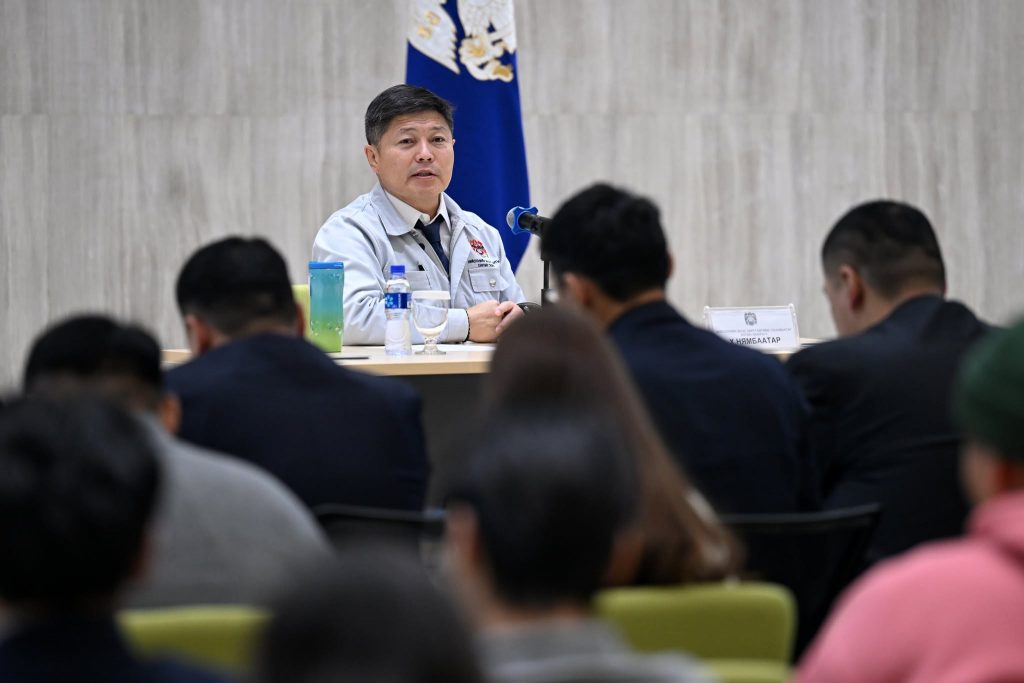 692e9941e337fe7967a30a0c