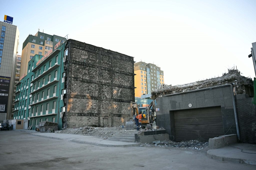 6944c3cfe337fe7967a30c14