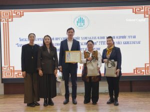 7b24f5626051c1344115fef2f8bca8a3