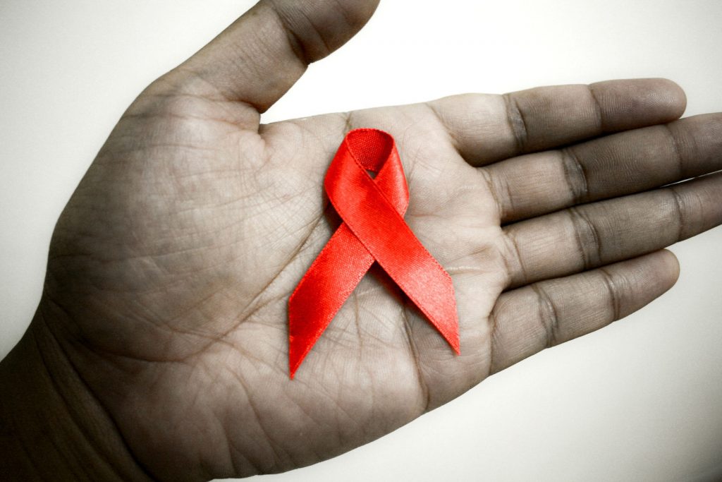 cdc7f6_AVERT-Averting-HIV-AIDs_x974