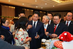 received_862770103138571-scaled